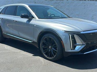New 2025 Cadillac Lyriq Luxury