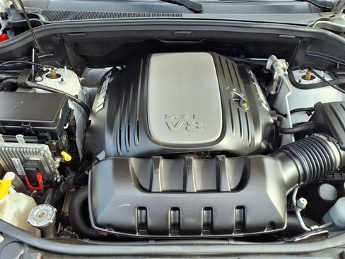 Used 2020 Jeep Grand Cherokee Summit AWD/4WD image 3