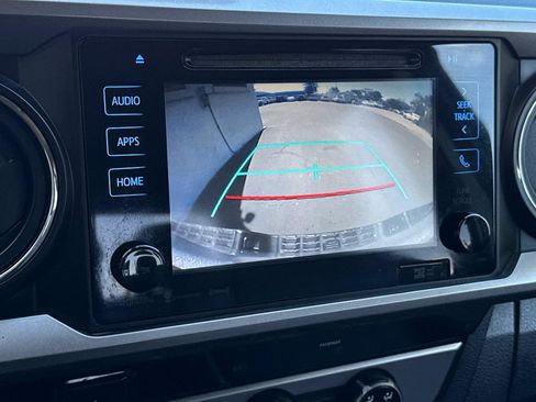 Used 2017 Toyota Tacoma SR5 w/ Tow Package image 21