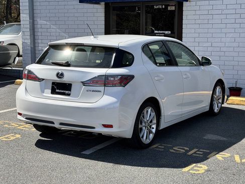 Used 2012 Lexus CT 200h Premium FWD image 6