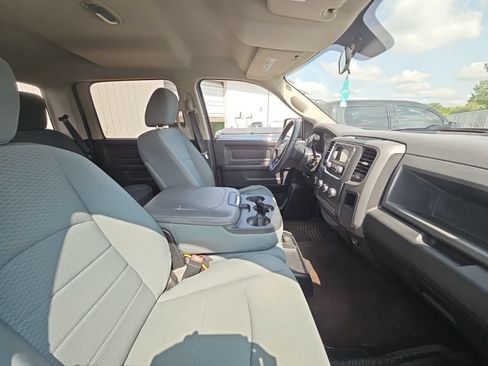 Used 2014 RAM 1500 Express AWD/4WD image 4