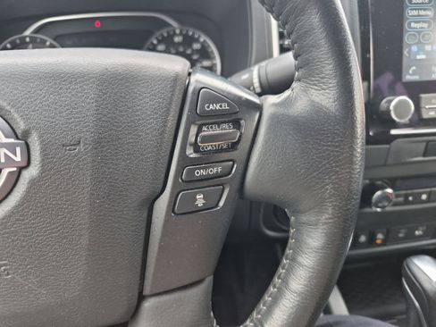 Used 2023 Nissan Frontier SV w/ Technology Package image 24