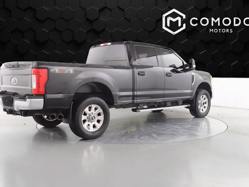 Used 2017 Ford F250 XLT w/ Snow Plow Prep Package image 3