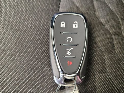Used 2019 Chevrolet Equinox LT AWD/4WD image 32