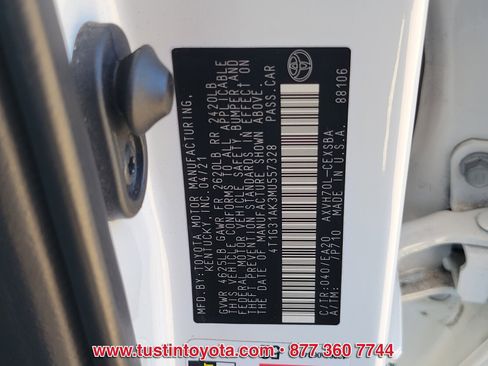 Certified 2021 Toyota Camry SE image 16