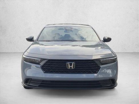 Used 2024 Honda Accord Sport image 2