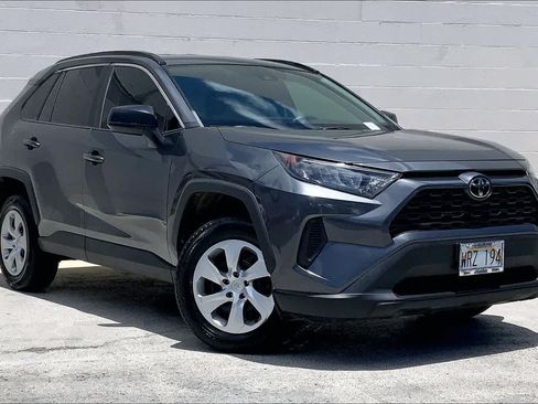 Used 2020 Toyota RAV4 LE AWD/4WD image 21