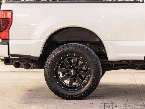Used 2020 Ford F350 Lariat image 10