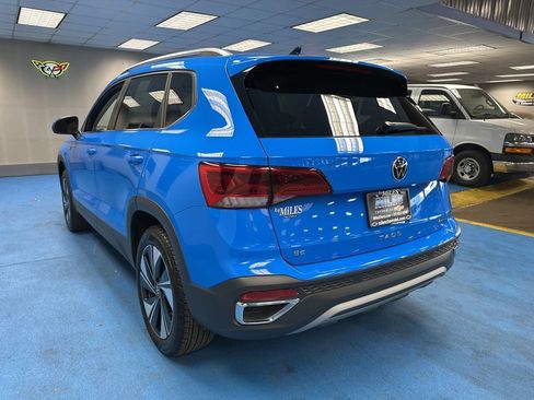 Used 2024 Volkswagen Taos SE image 9