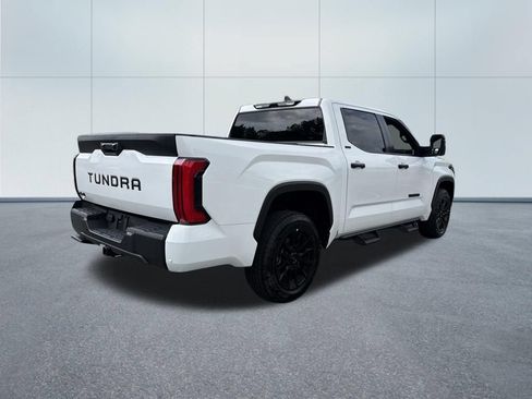 Used 2026 Toyota Tundra SR5 w/ SR5 Convenience Package AWD/4WD image 5