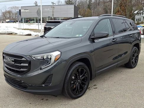 Certified 2020 GMC Terrain SLE w/ Driver Convenience Package image 4