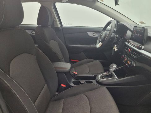 Used 2024 Kia Forte LX FWD image 21
