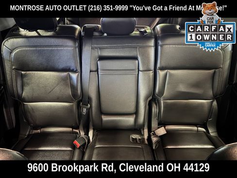 Used 2020 Ford Explorer XLT w/ Equipment Group 202A AWD/4WD image 31