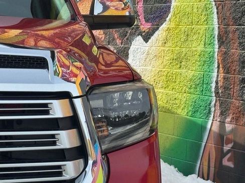 Used 2019 Toyota Tundra Limited w/ Limited Premium Package image 8