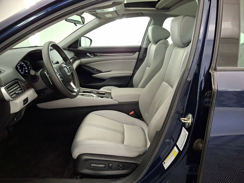 Used 2020 Honda Accord EX image 11