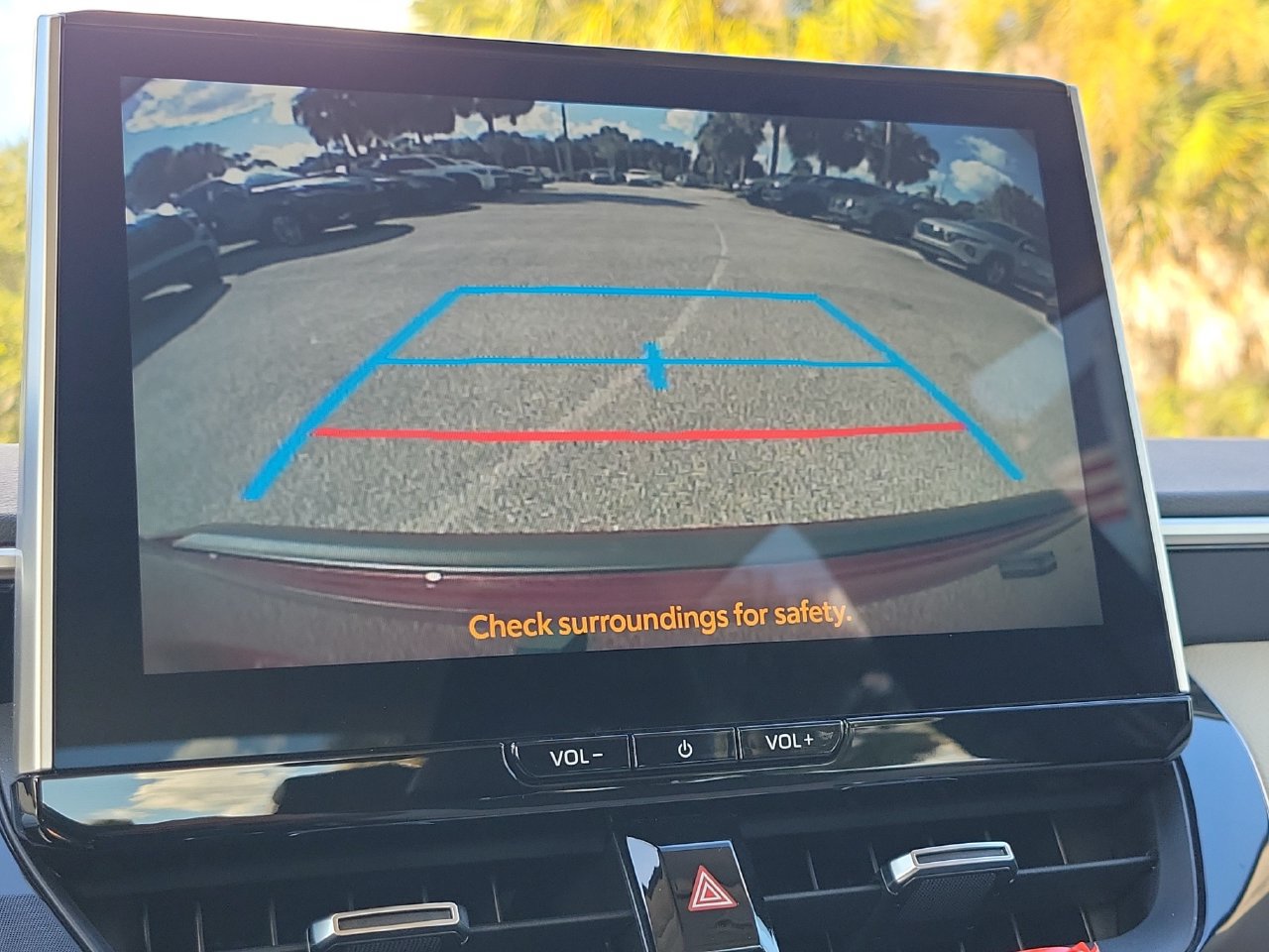 Used 2025 Toyota Corolla XLE FWD image 22