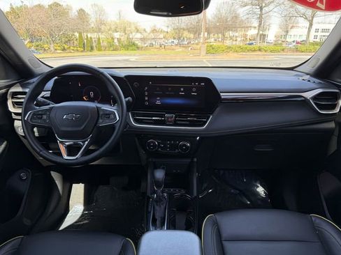 Used 2024 Chevrolet TrailBlazer ACTIV w/ Convenience Package AWD/4WD image 25