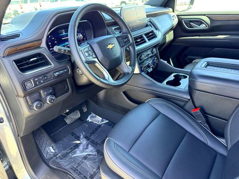 Used 2024 Chevrolet Tahoe Premier image 11