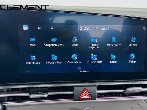 Used 2024 Hyundai Elantra SEL FWD image 19