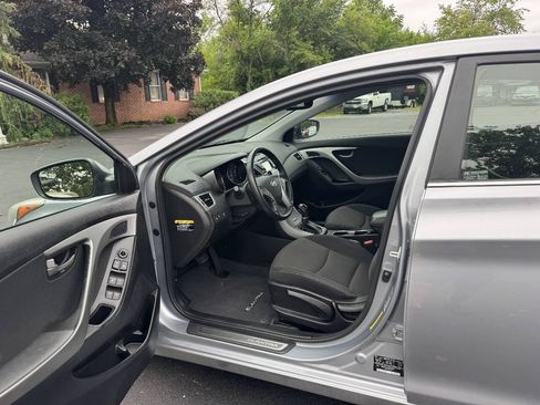 Used 2016 Hyundai Elantra Value Edition FWD image 7