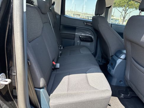 Certified 2025 Ford Maverick XL FWD image 18
