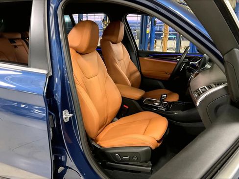 Used 2024 BMW X3 xDrive30i w/ Premium Package image 8