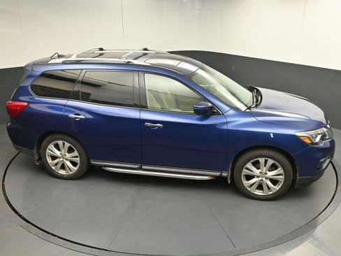 Used 2018 Nissan Pathfinder SL w/ SL Premium Package image 37