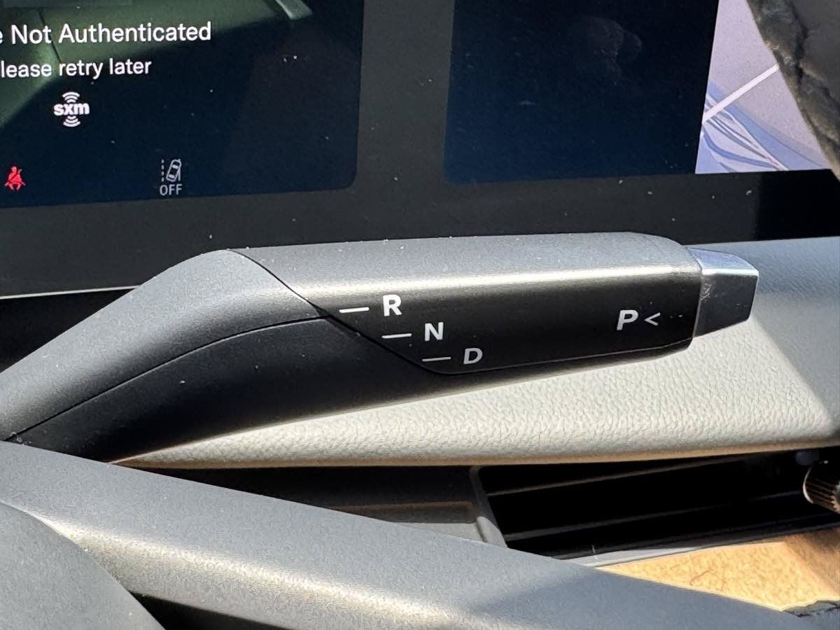 Used 2024 Lucid Air Pure RWD image 29