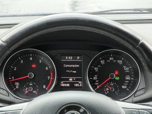 Used 2017 Volkswagen Passat 1.8T R-Line w/ R-Line Lighting Package image 15