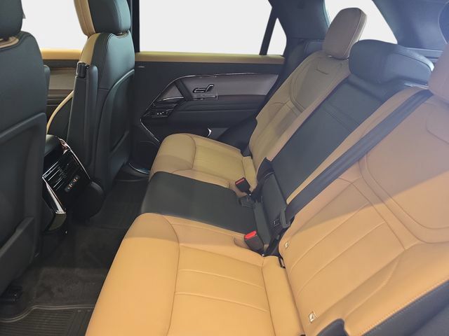 New 2026 Land Rover Range Rover Sport Dynamic SE AWD/4WD image 11