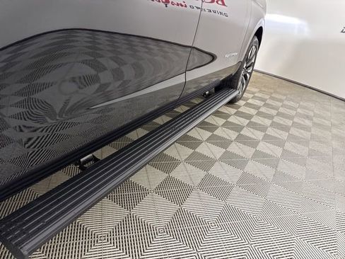 New 2025 Ford Expedition Max Platinum w/ Driver's Package image 32