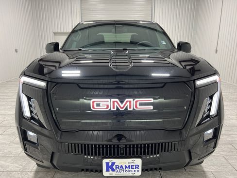 New 2026 GMC Sierra EV Elevation w/ LPO, Elevation Dark Package image 28