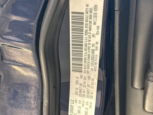 Used 2014 Jeep Cherokee Sport image 27