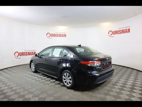 Used 2023 Toyota Corolla LE image 10
