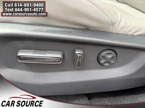 Used 2020 Honda CR-V Touring image 15