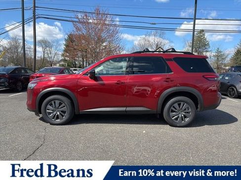 New 2026 Nissan Pathfinder SV image 4