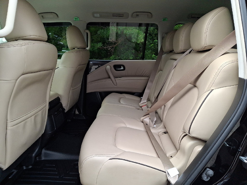 Used 2021 Nissan Armada SV w/ SV Appearance Package AWD/4WD image 11
