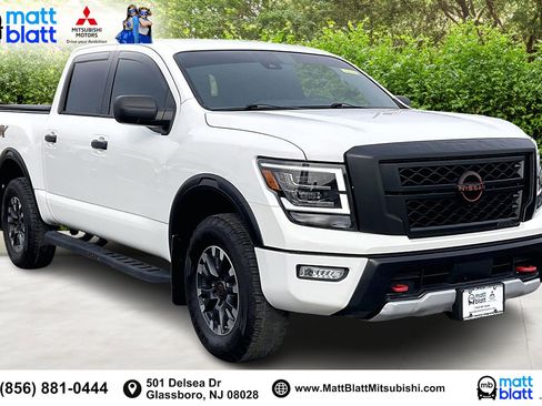 Used 2024 Nissan Titan PRO-4X w/ Off Road Protection Package image 2