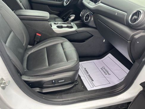 Used 2024 Chevrolet Blazer LT image 32