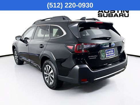Used 2025 Subaru Outback Premium AWD/4WD image 6