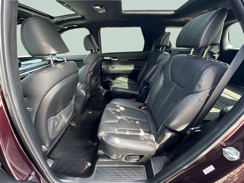 Used 2024 Hyundai Palisade Calligraphy FWD image 24