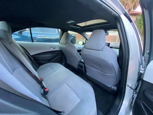 Used 2020 Toyota Corolla SE image 37