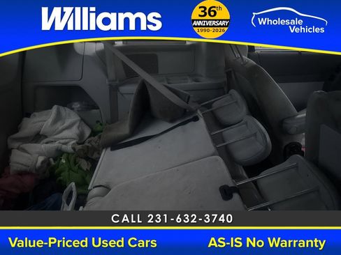 Used 2009 Chrysler Town & Country Touring image 31