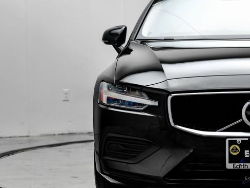 Used 2020 Volvo V60 T5 Momentum w/ Protection Package Premier image 26