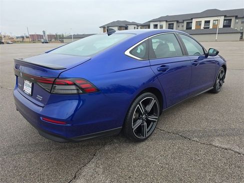 Used 2023 Honda Accord Sport image 13