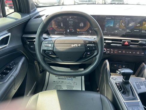 Certified 2026 Kia Sportage X-Line AWD/4WD image 16