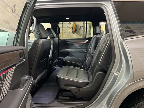 New 2026 GMC Acadia Denali w/ Super Cruise Package FWD image 13