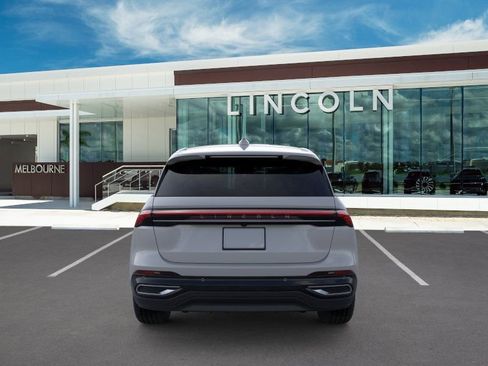 New 2026 Lincoln Nautilus Premier AWD/4WD image 5