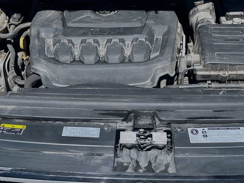 Used 2020 Volkswagen Tiguan SE FWD image 31