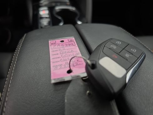 Used 2023 Buick Envision Essence FWD image 29